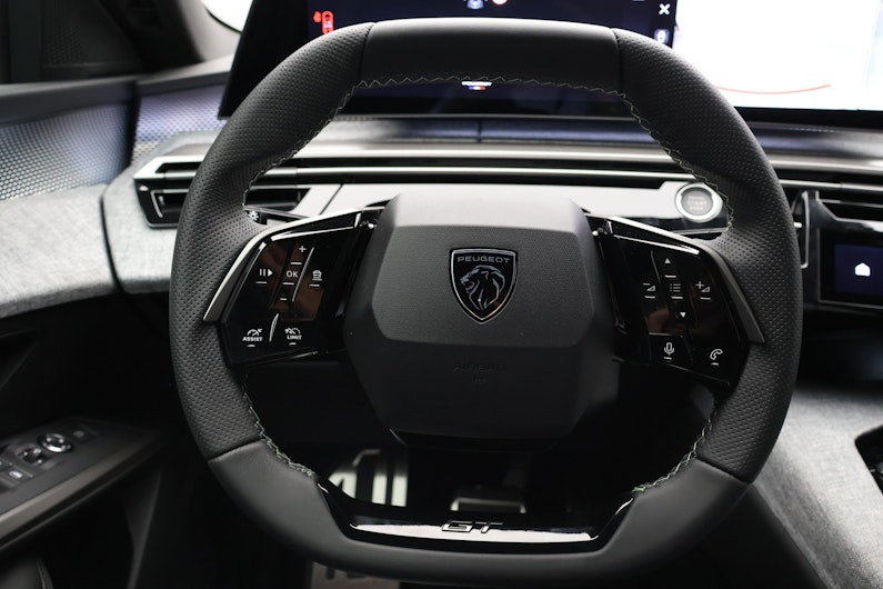 Vehicle image PEUGEOT 3008