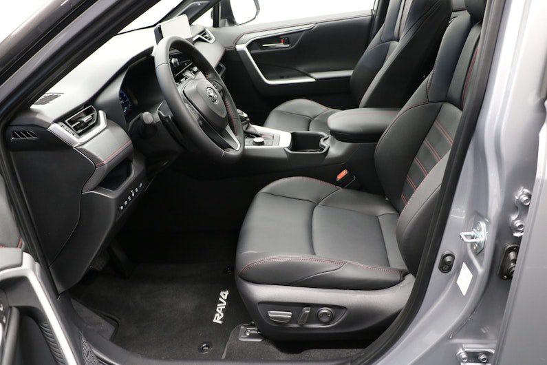 immagine del veicolo TOYOTA RAV-4