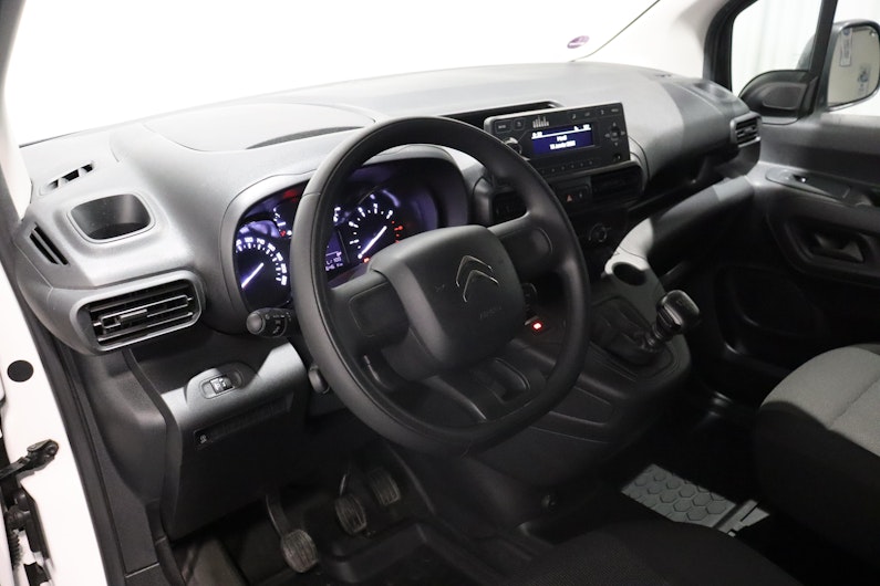 Vehicle image CITROEN BERLINGO