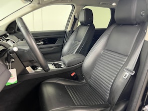 Vehicle image LAND ROVER Discovery Sport 2.0 SD4 200 SE