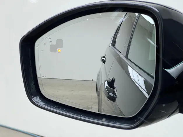 Land Rover Discovery Sport 2.0 SD4 200 SE / Jetzt mit attraktivem 1.99% Leasing