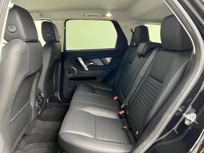 Vehicle image LAND ROVER DISCOVERY SPORT