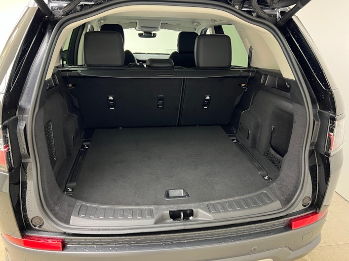 Vehicle image LAND ROVER DISCOVERY SPORT