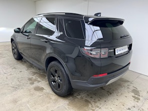 Vehicle image LAND ROVER Discovery Sport 2.0 SD4 200 SE