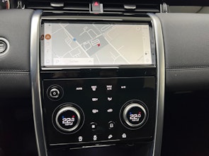 Vehicle image LAND ROVER Discovery Sport 2.0 SD4 200 SE