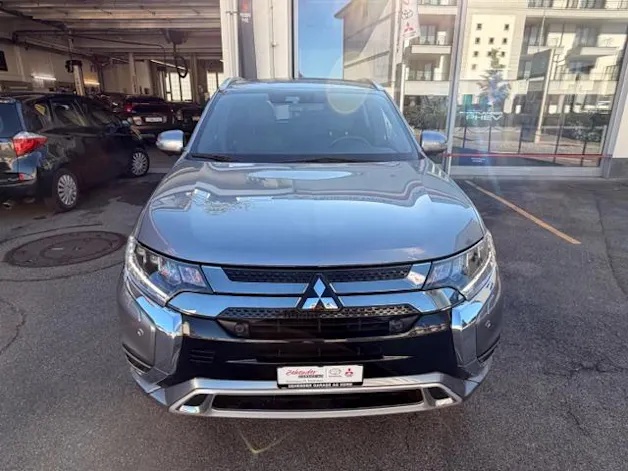 Mitsubishi Outlander 2.4 PHEV Diamond