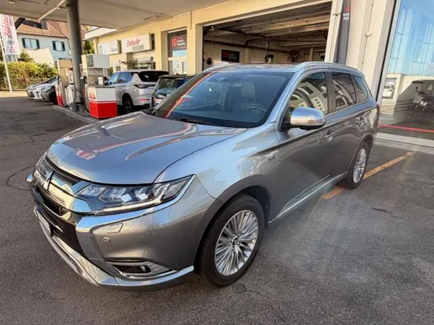 Mitsubishi Outlander 2.4 PHEV Diamond