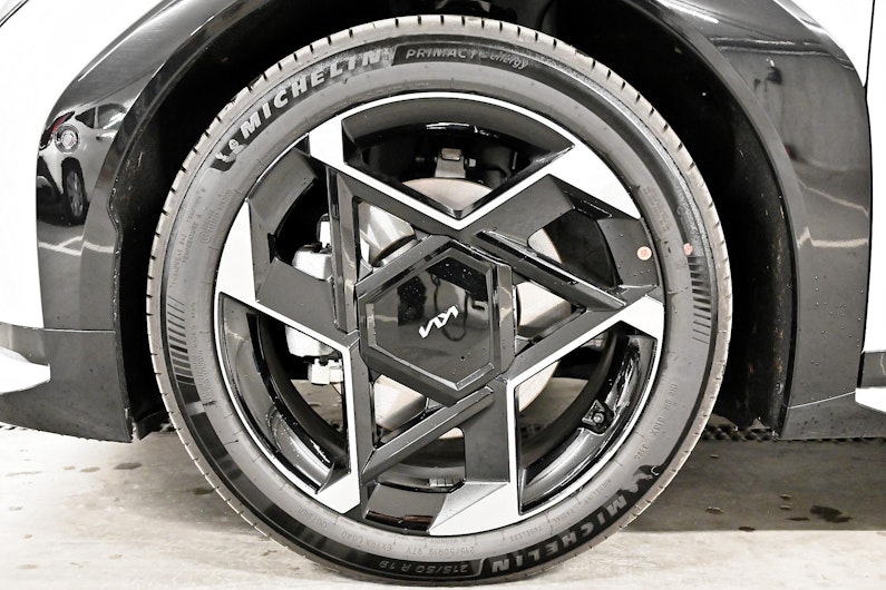 Vehicle image KIA EV4