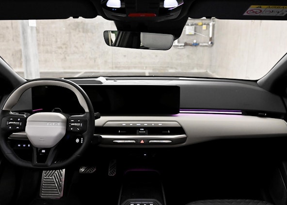 Vehicle image 11 Vehicle image 11