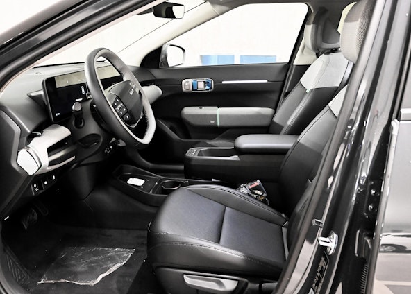 Vehicle image 2 Vehicle image 2