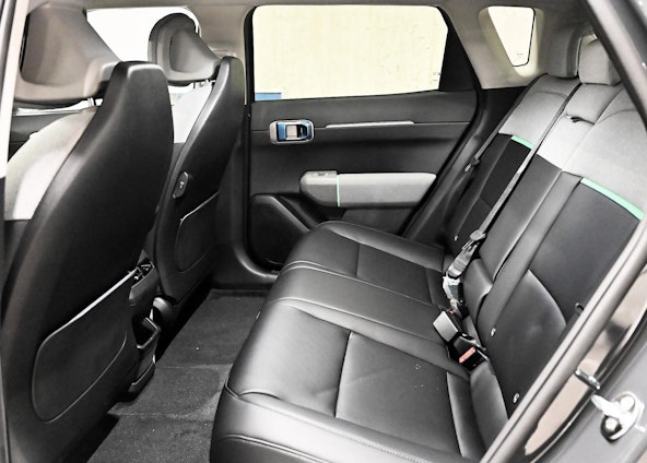 Vehicle image 7 Vehicle image 7