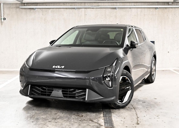 First vehicle image First vehicle image