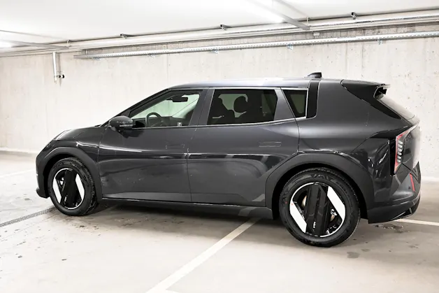 Kia EV4 81 kWh Earth