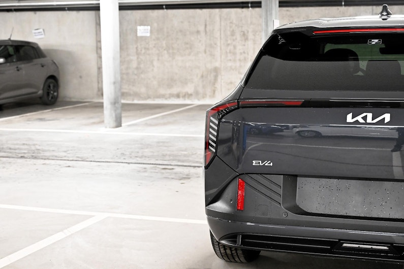 Vehicle image KIA EV4