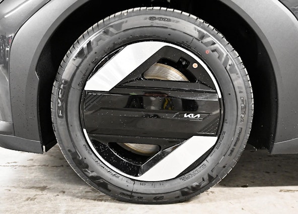 Vehicle image 12 Vehicle image 12