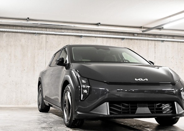 Vehicle image 9 Vehicle image 9