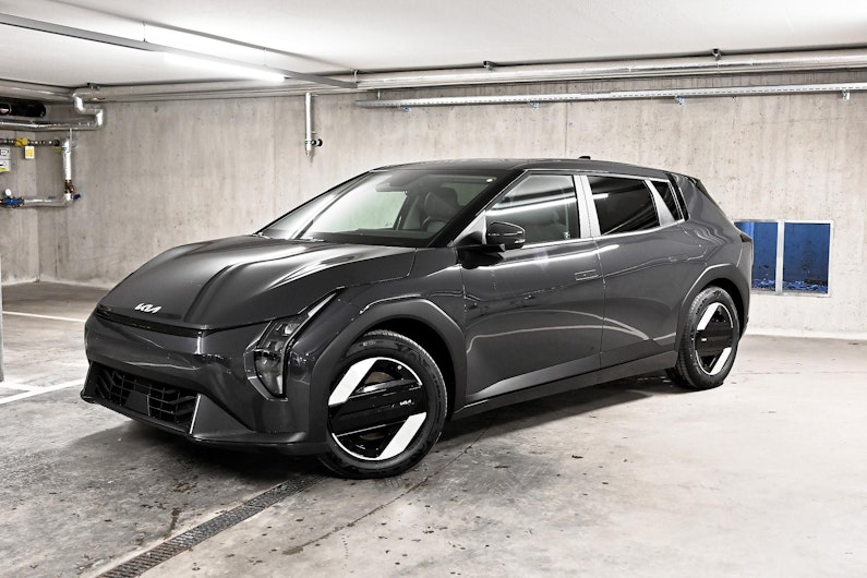 Vehicle image KIA EV4