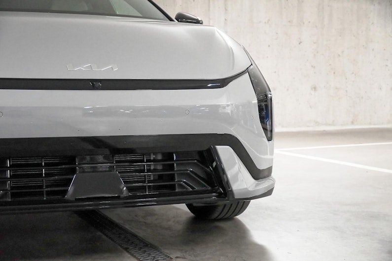 Vehicle image KIA EV4