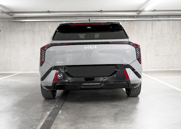 Vehicle image 14 Vehicle image 14