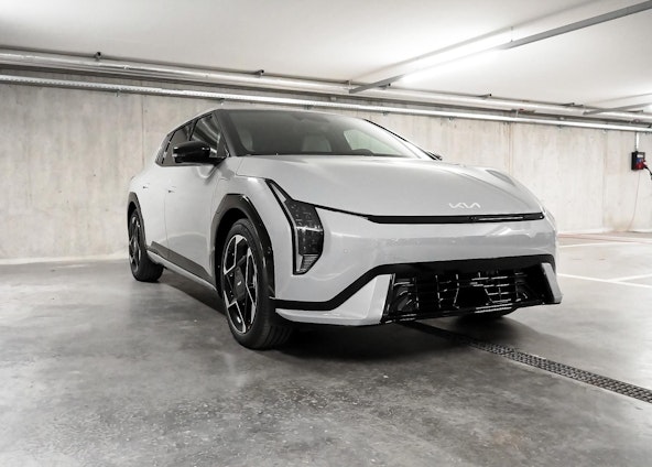 Vehicle image 11 Vehicle image 11