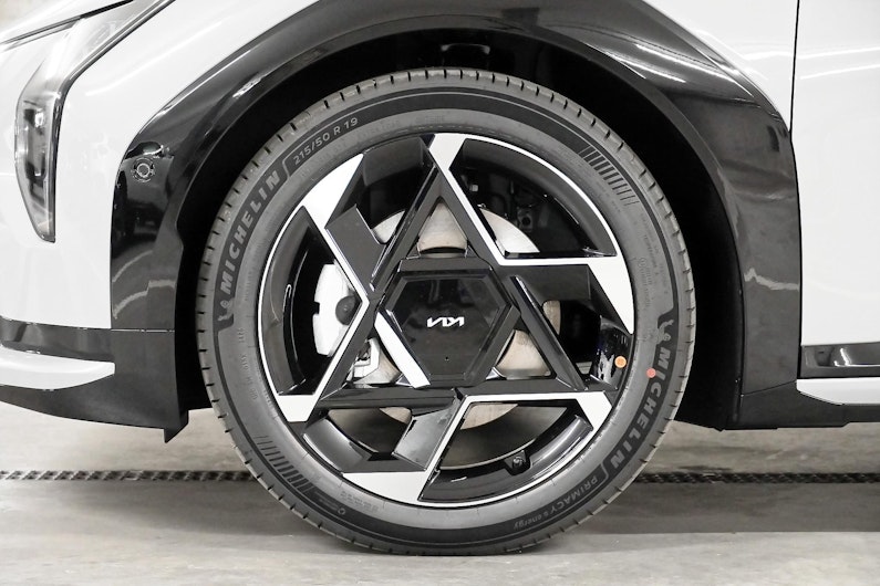 Vehicle image KIA EV4