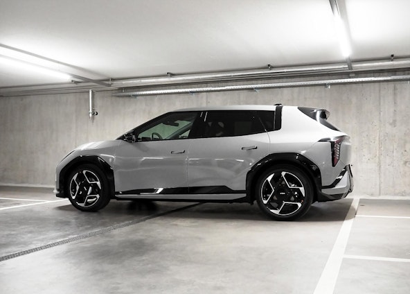 Vehicle image 7 Vehicle image 7