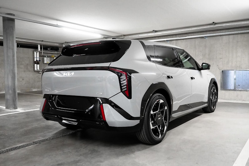 Vehicle image KIA EV4