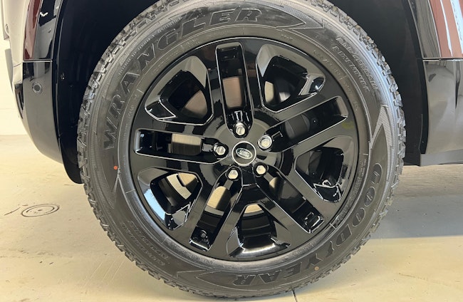 Vehicle image 10 Vehicle image 10