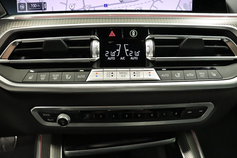 Vehicle image BMW X5