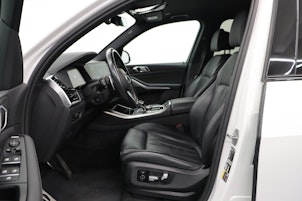 Vehicle image BMW X5 45e xDrive SAG