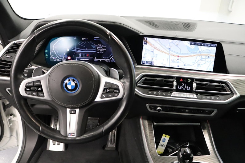 Vehicle image BMW X5