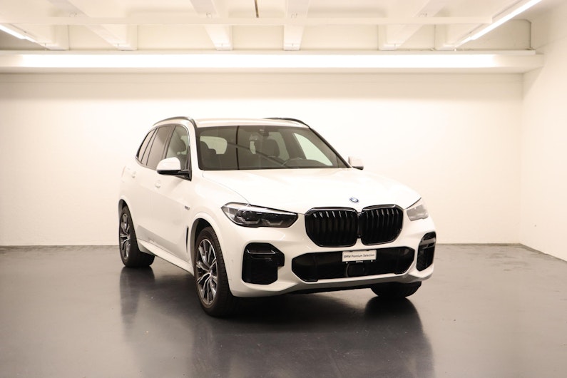 Vehicle image BMW X5
