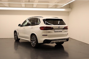 Vehicle image BMW X5 45e xDrive SAG