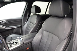 Vehicle image BMW X5 45e xDrive SAG