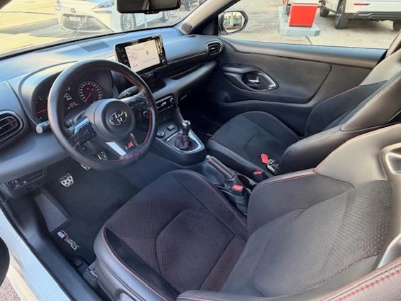 Vehicle image 10 Vehicle image 10