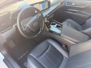 Toyota Mirai Fuel Cell Platinum