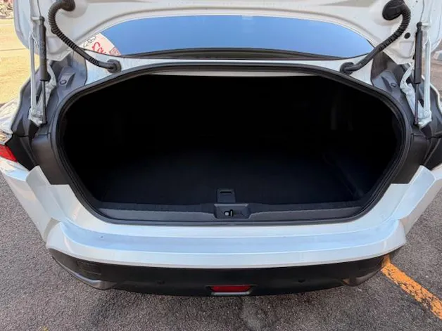 Toyota Mirai Fuel Cell Platinum