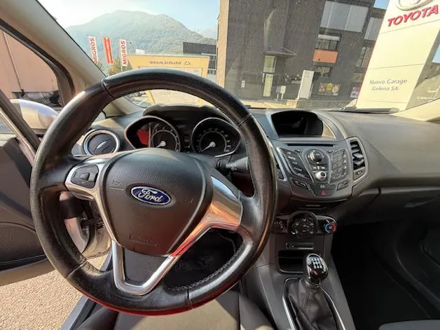 Ford Fiesta 1.0 EcoB 100 Titanium X