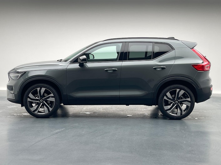 Vehicle image VOLVO XC40