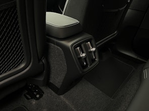 Vehicle image VOLVO XC40 2.0 B3 MH Plus Dark