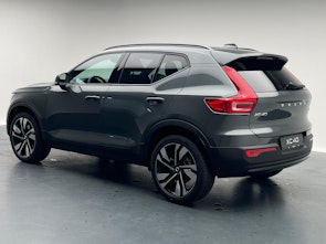 Vehicle image VOLVO XC40 2.0 B3 MH Plus Dark