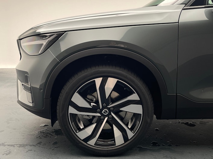 Vehicle image VOLVO XC40
