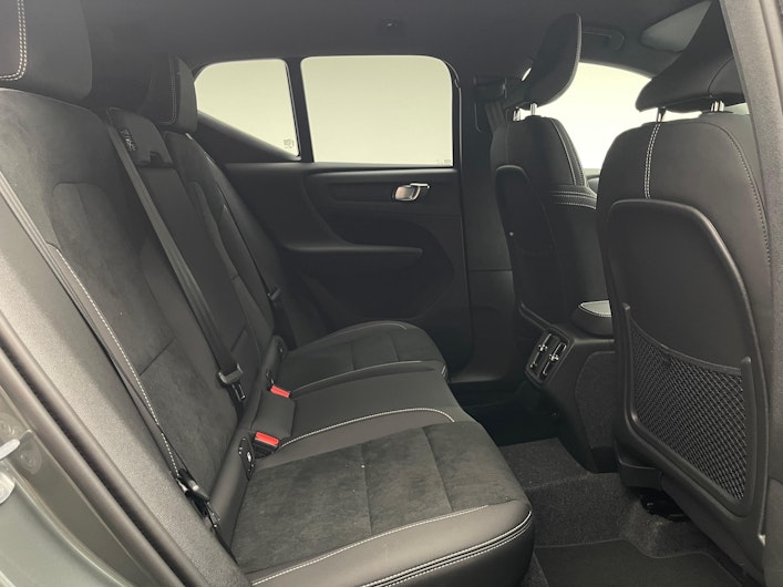 Vehicle image VOLVO XC40