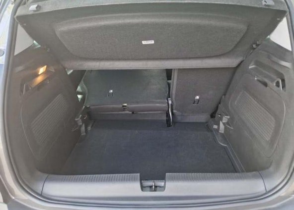 Vehicle image 12 Vehicle image 12