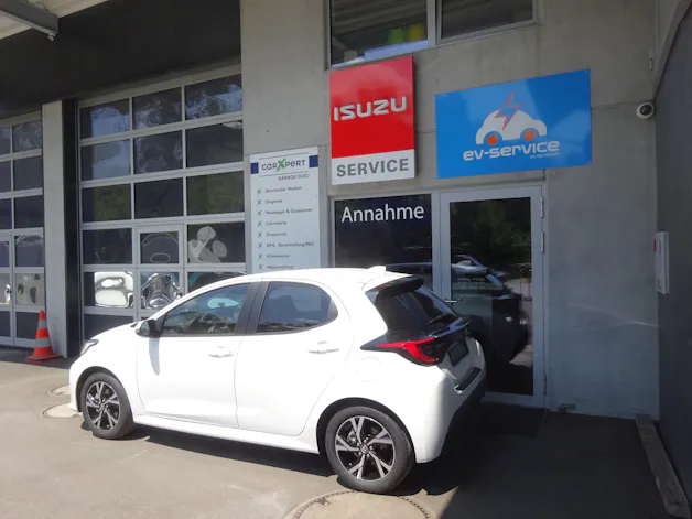 Toyota Yaris 1.5 VVT-i HSD e