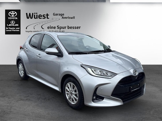 Vehicle image 6
