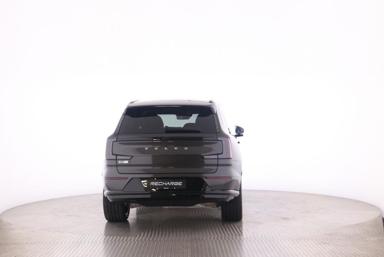 image du véhicule VOLVO EX 90