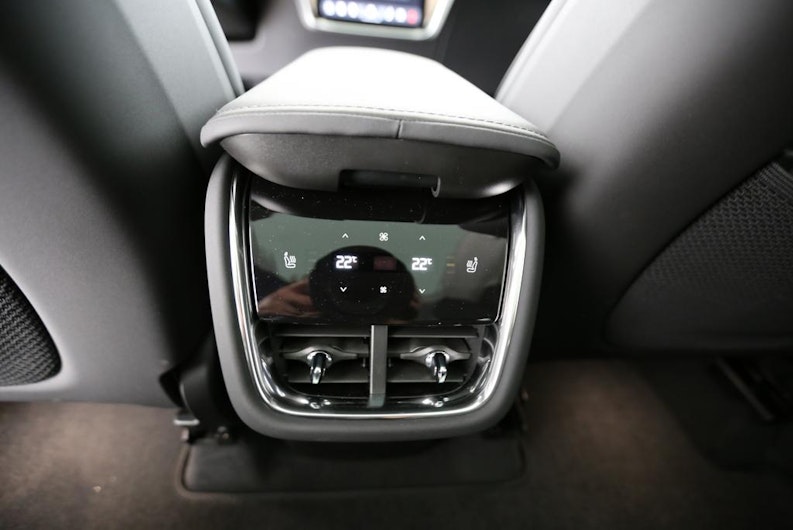 image du véhicule VOLVO EX 90