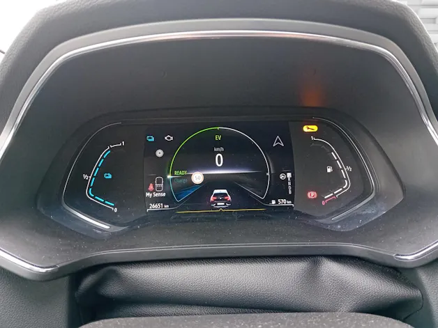 Renault Captur 1.6 E-Tech techno