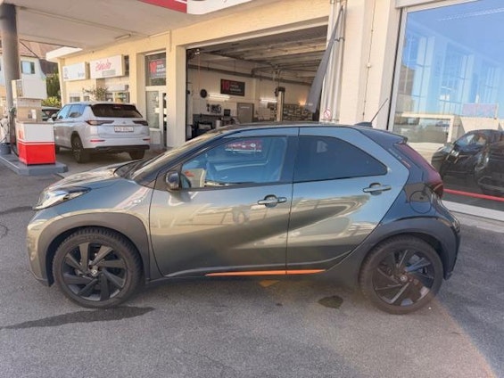 Vehicle image 1 Vehicle image 1